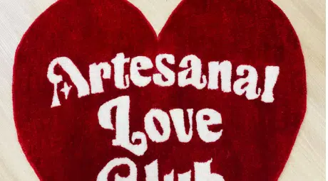 Tapete em Tufting “Artesanal Love Club”- Lã PARATAPET