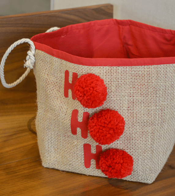 Cesto em Patchwork Ho Ho Ho: Uma Expressão Aconchegante do Natal