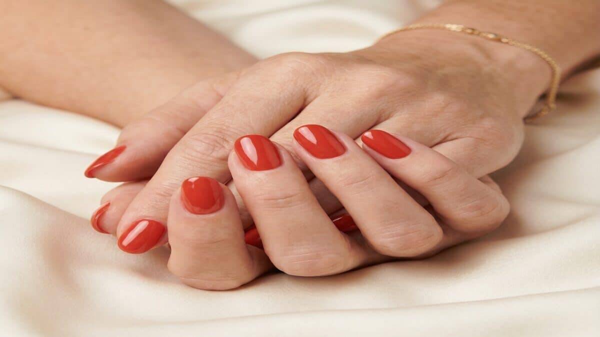 Esmalte vermelho Aberto Tom Tomate