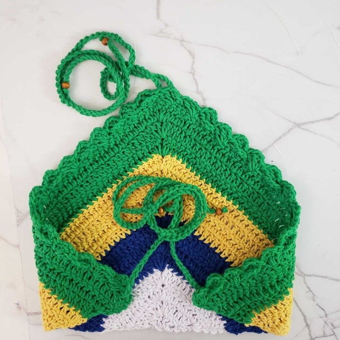 "Tutorial de top bandana de crochê fácil para iniciantes, cores do Brasil, linha de algodão mercerizado."
