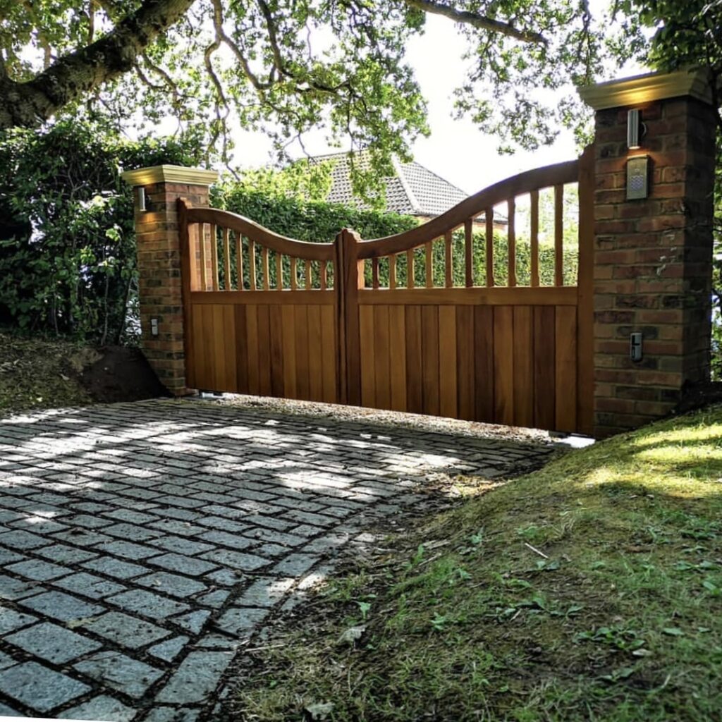 Electric Gates for Homes in Birmingham: A Safe & Stylish Solution