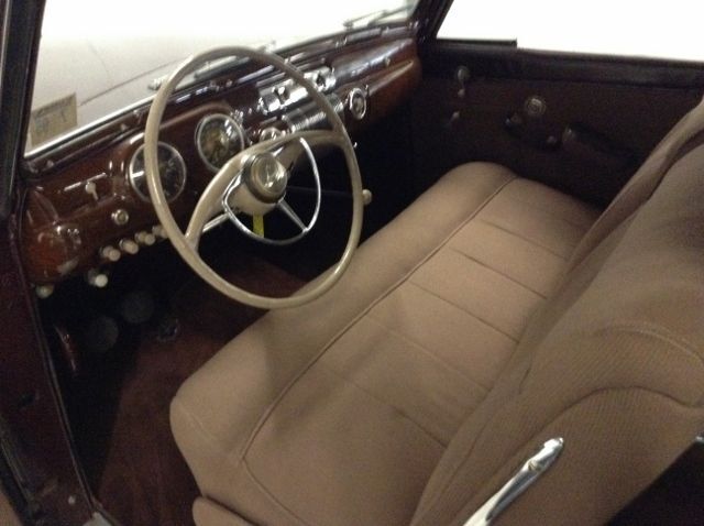 1941 Lincoln Continental 32