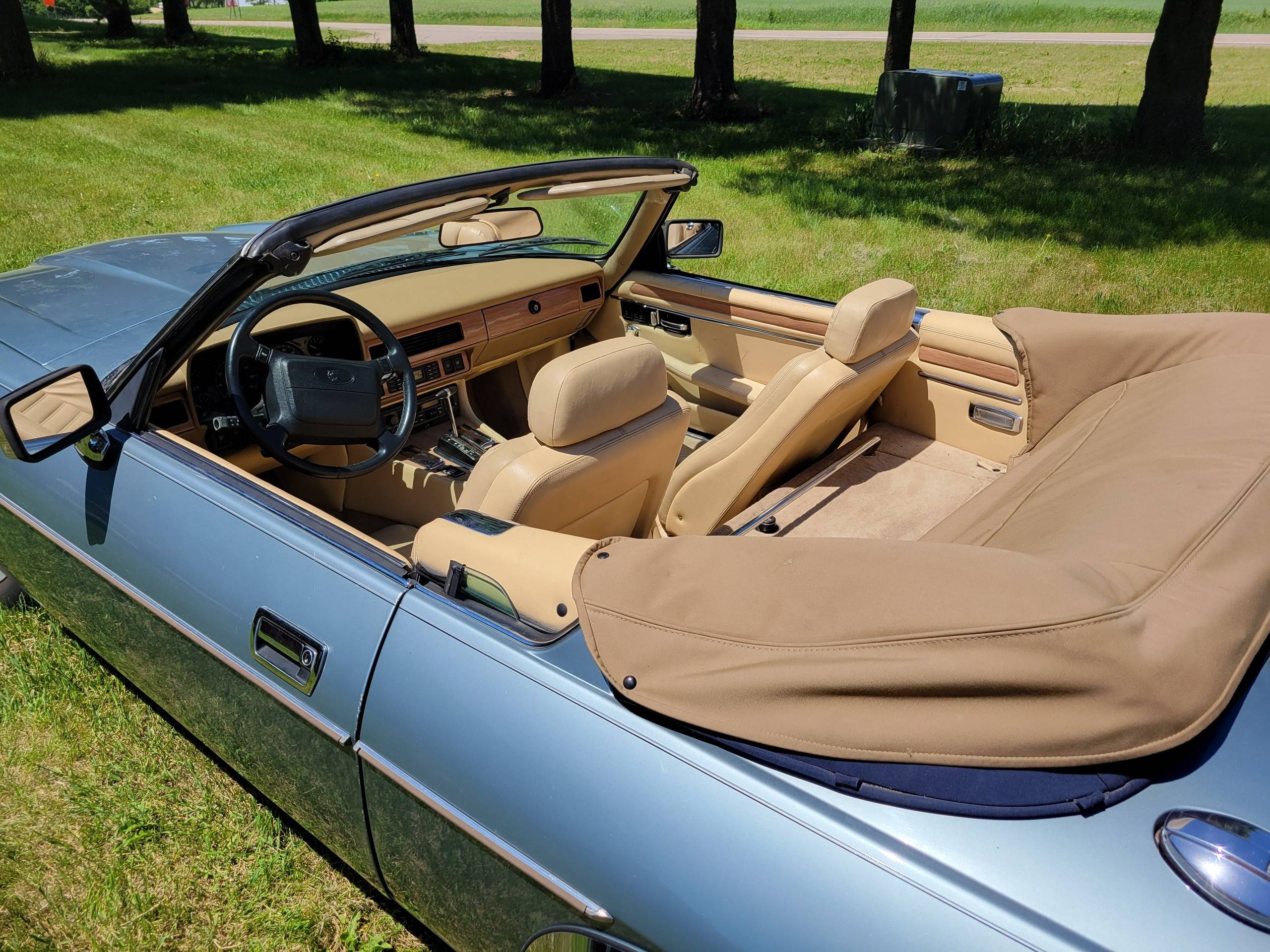 1992 Jaguar XJS 29