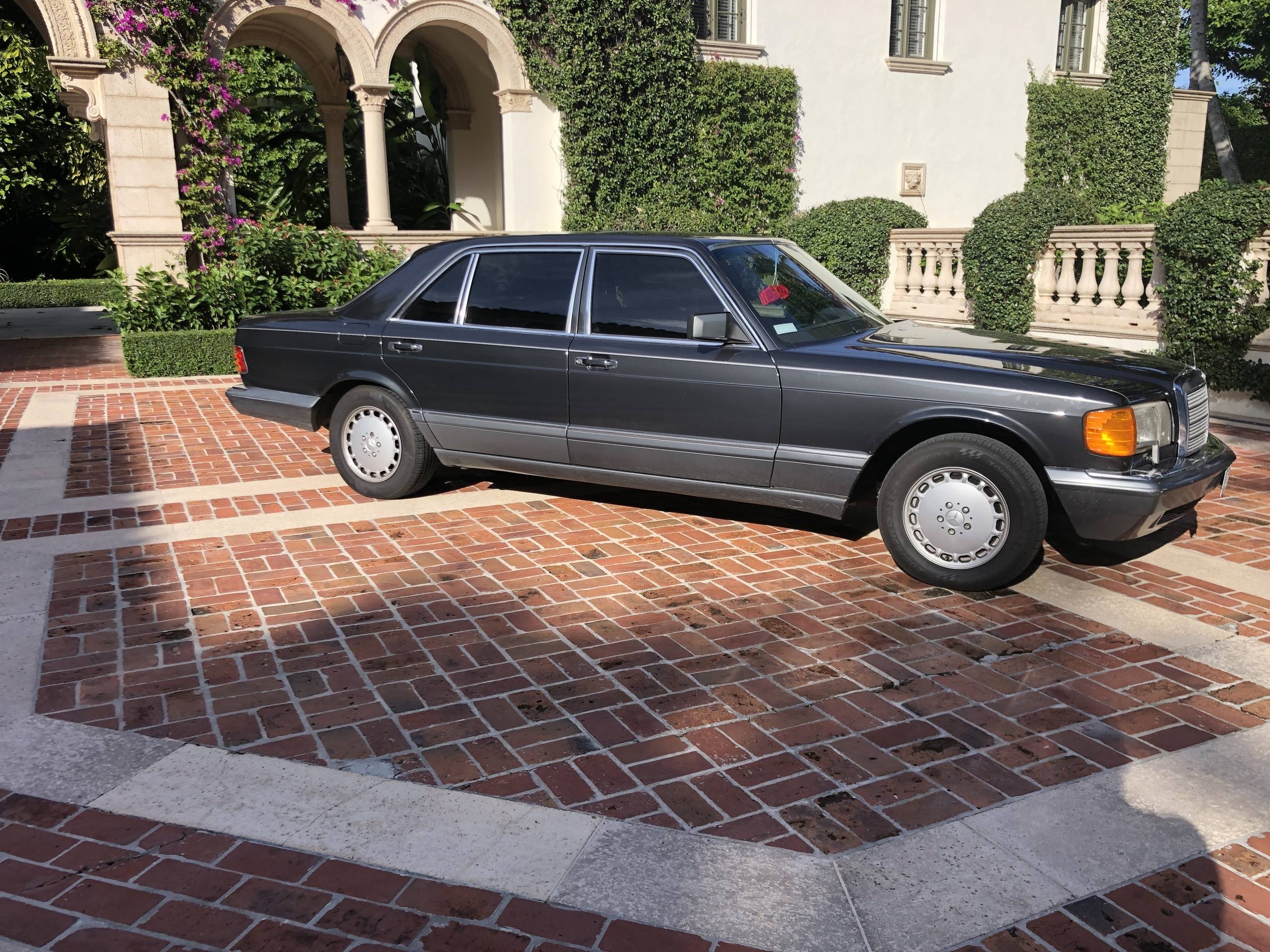 1989 Mercedes-Benz 420 26