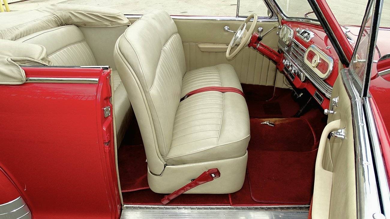 1948 Oldsmobile Dynamic 23