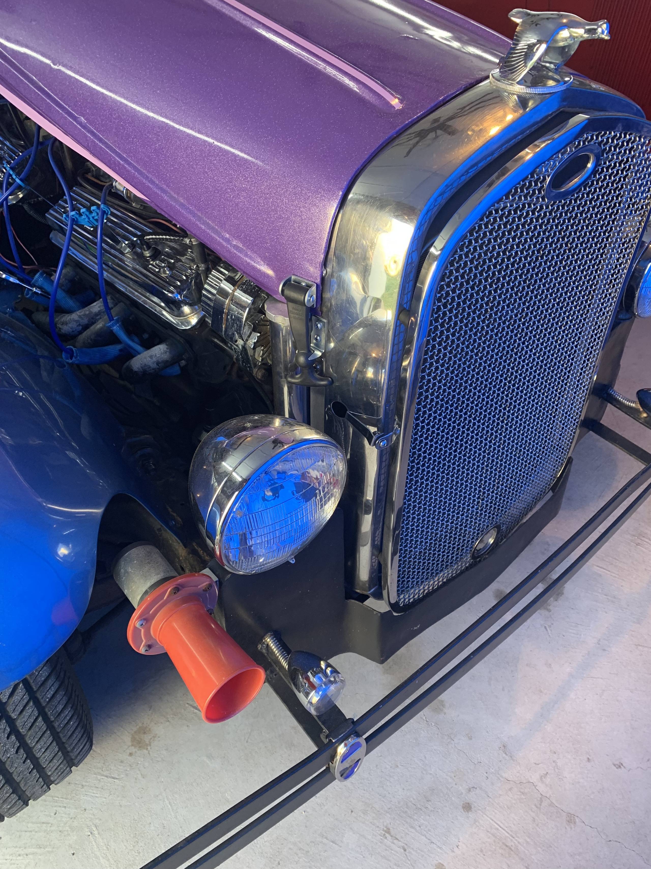 1929 Roadster  1 1/2 Ton 9