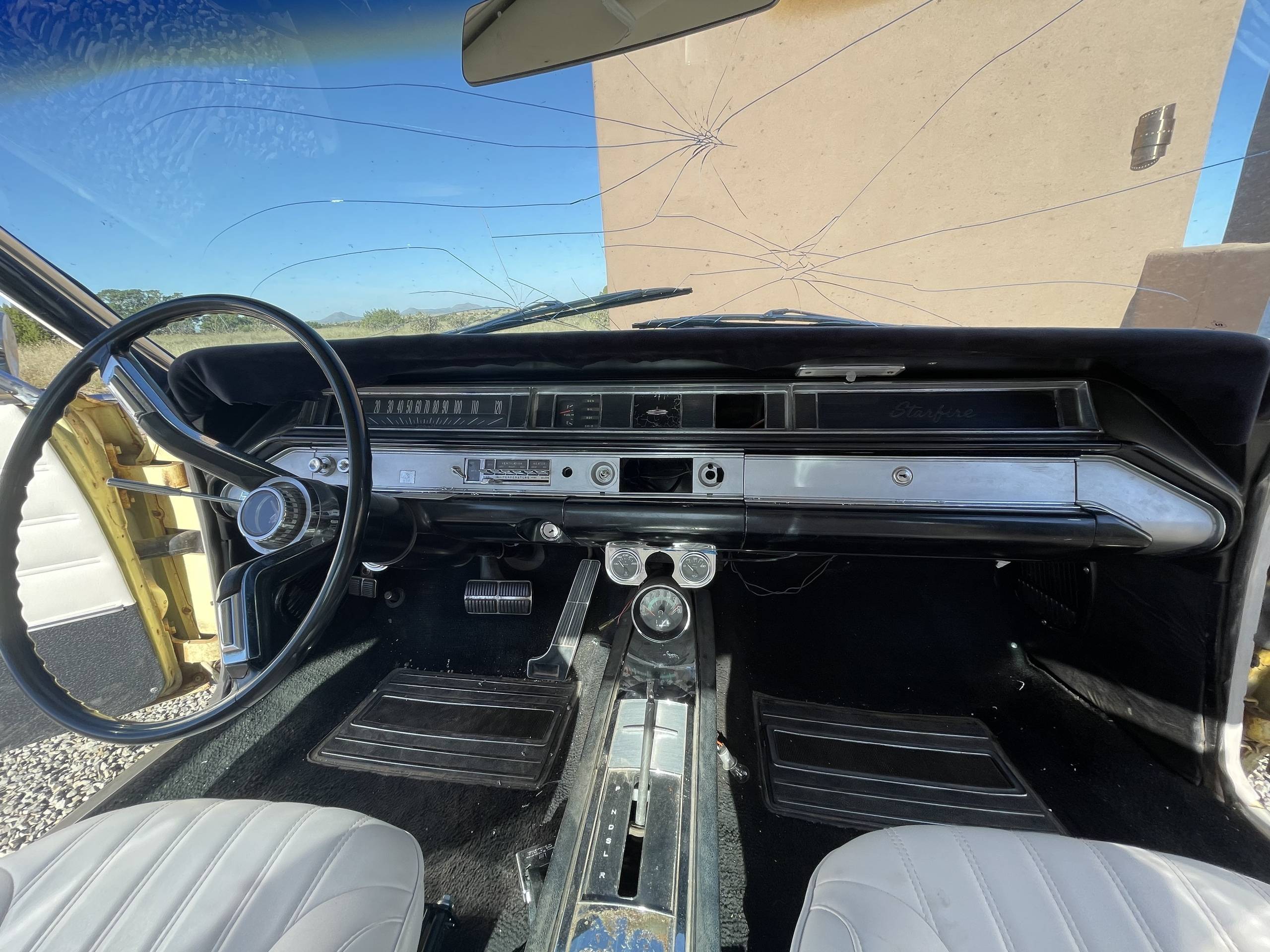 1964 Oldsmobile Starfire 9