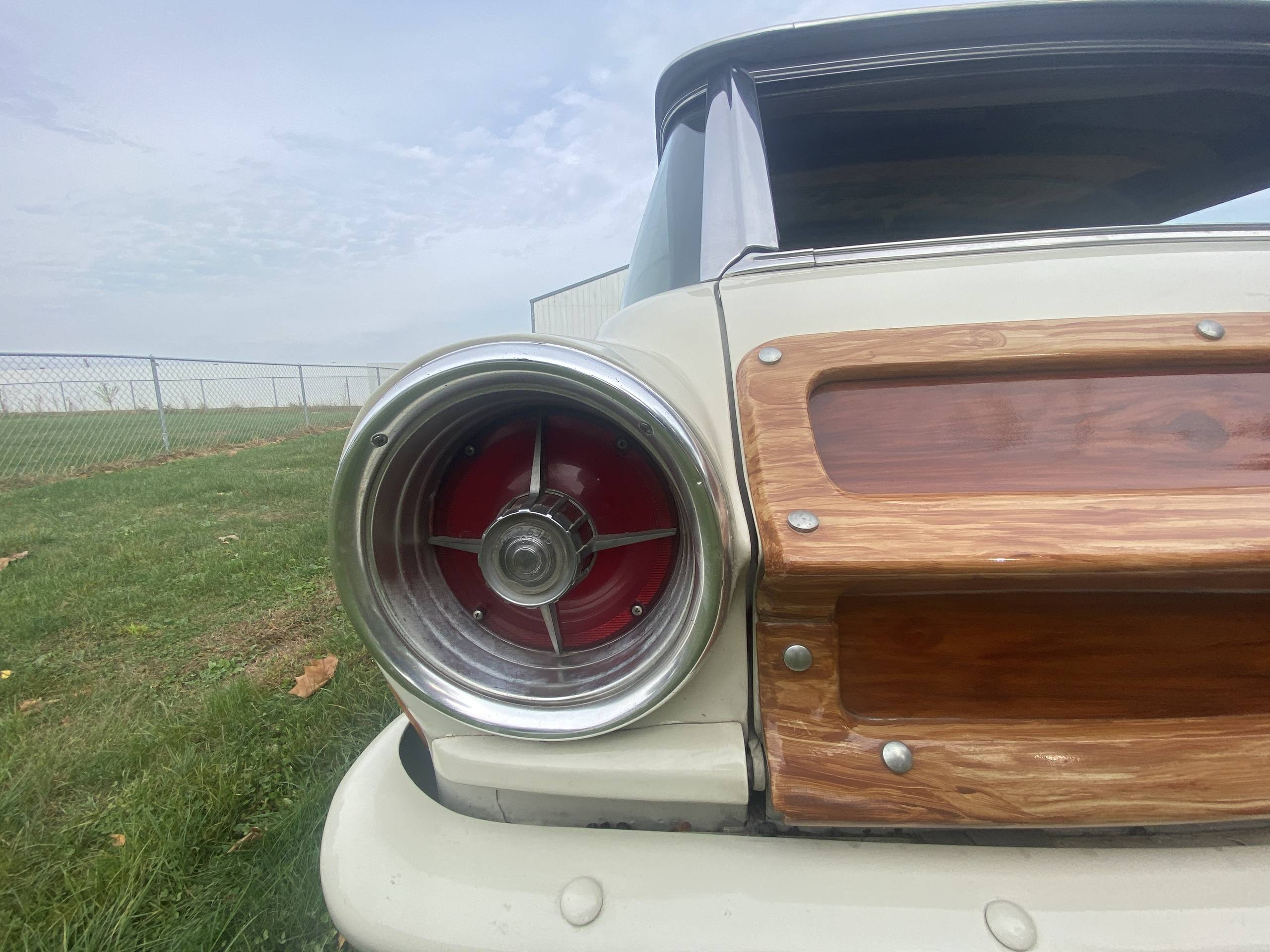 1963 Ford Country Squire 14