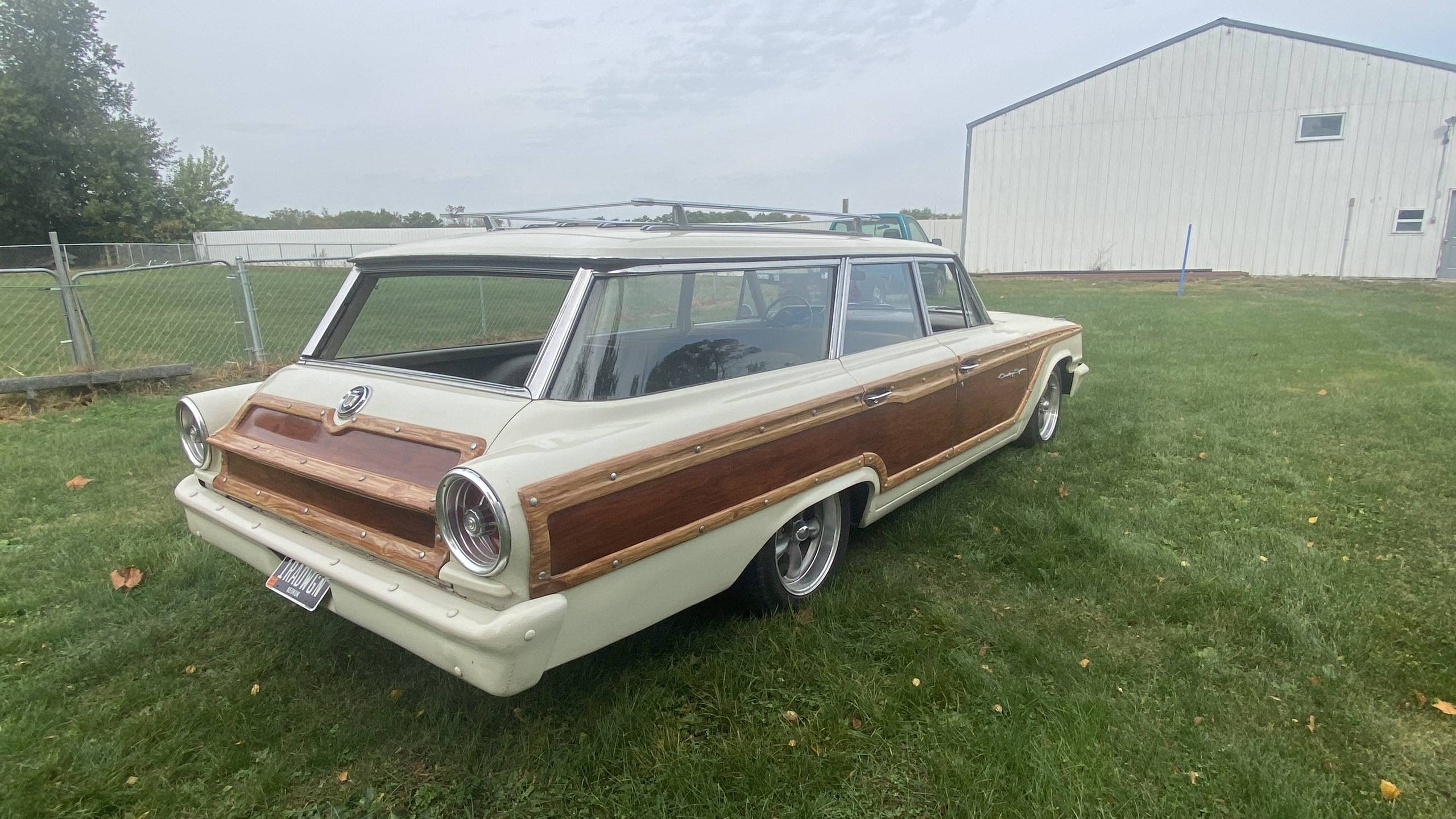 1963 Ford Country Squire 17