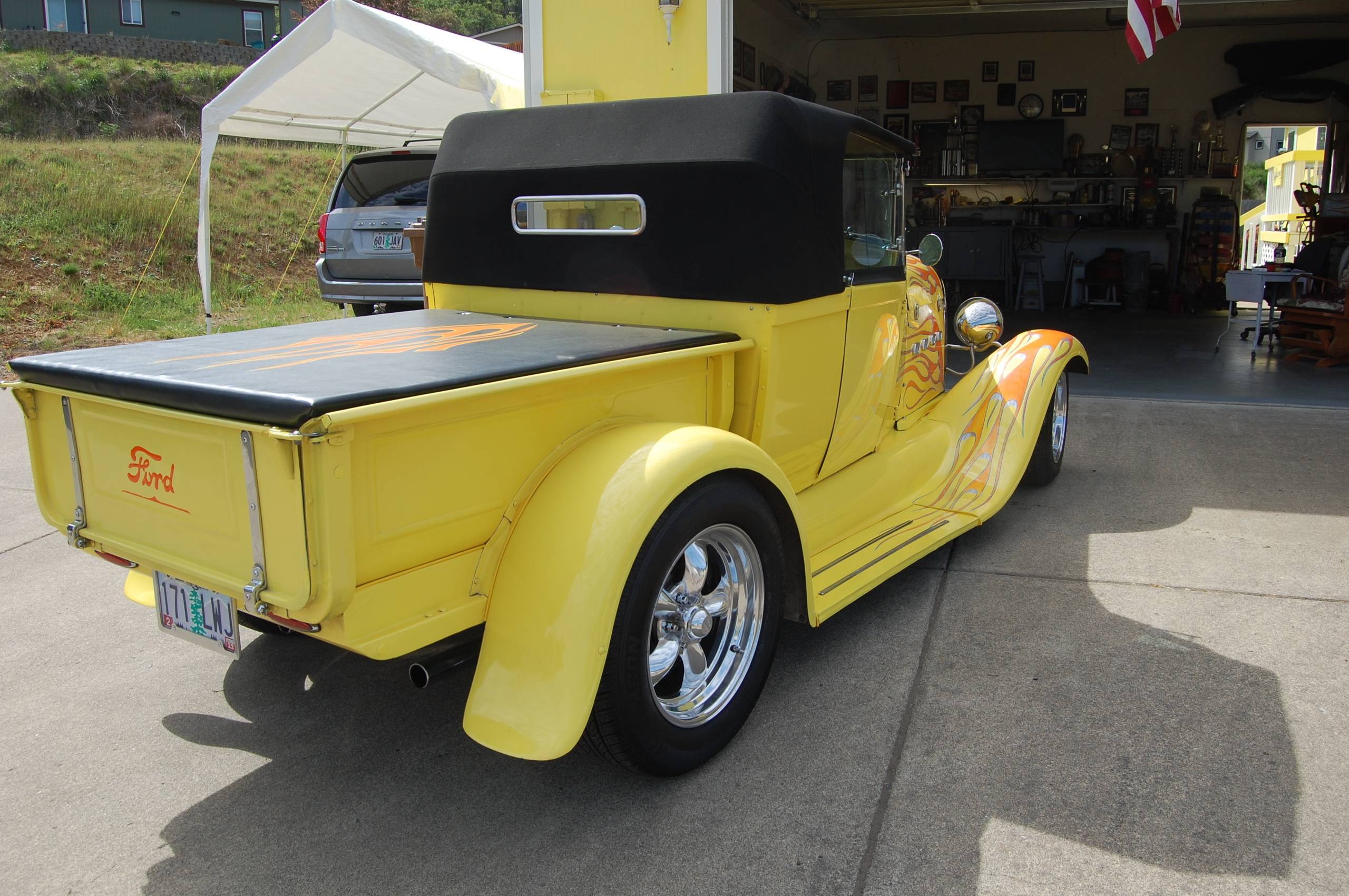 1929 Ford ROADSTER PICK UP 2