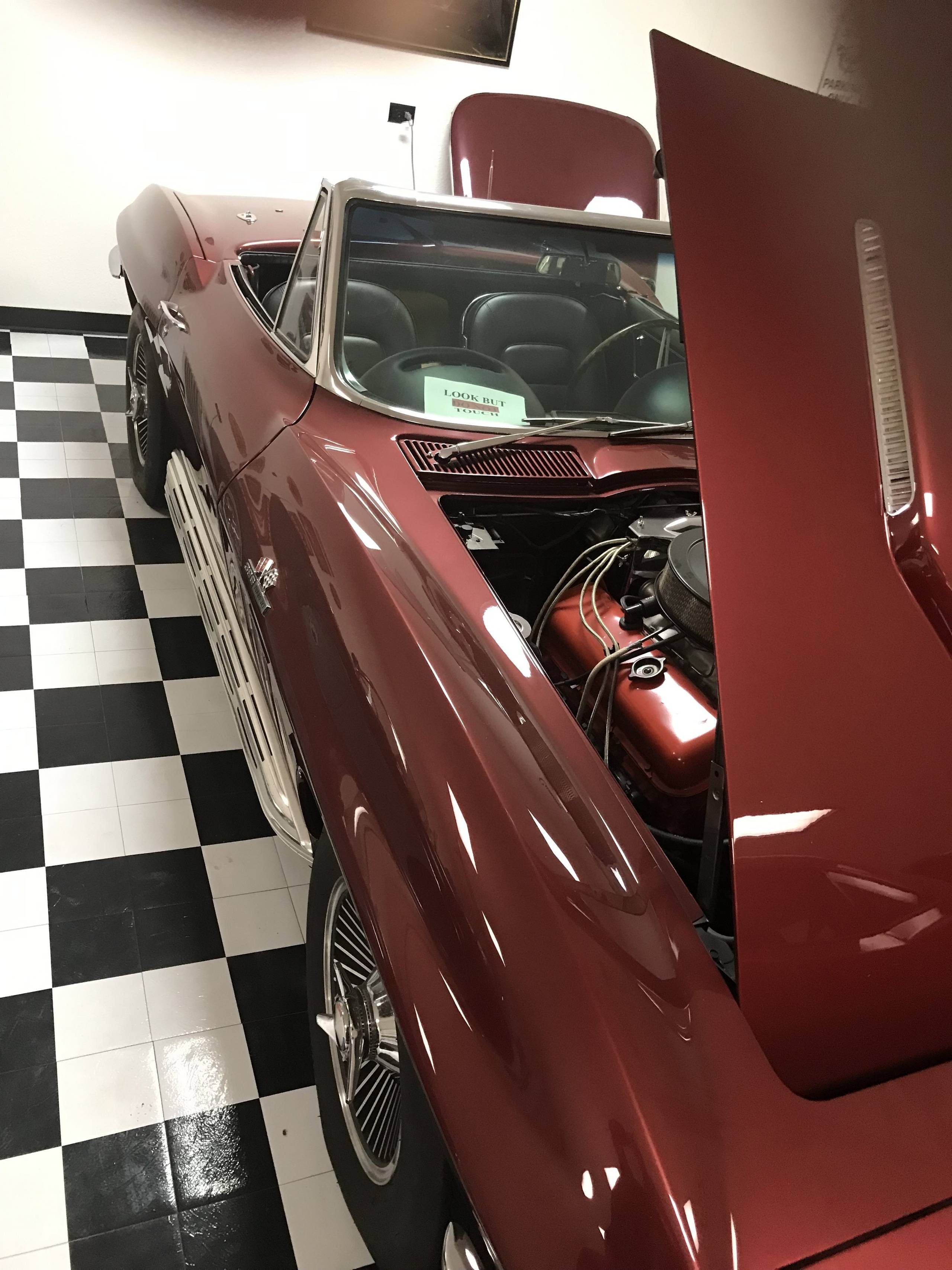 1965 Chevrolet Corvette 4