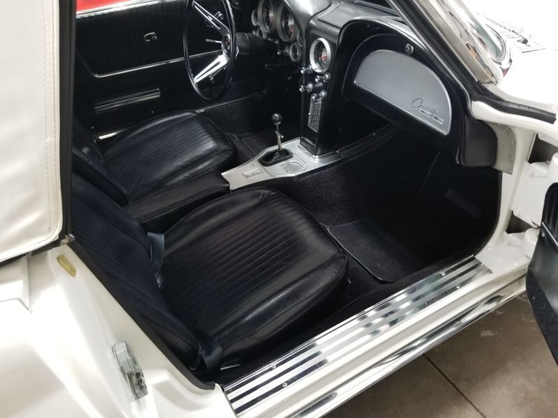 1963 Chevrolet Corvette 4