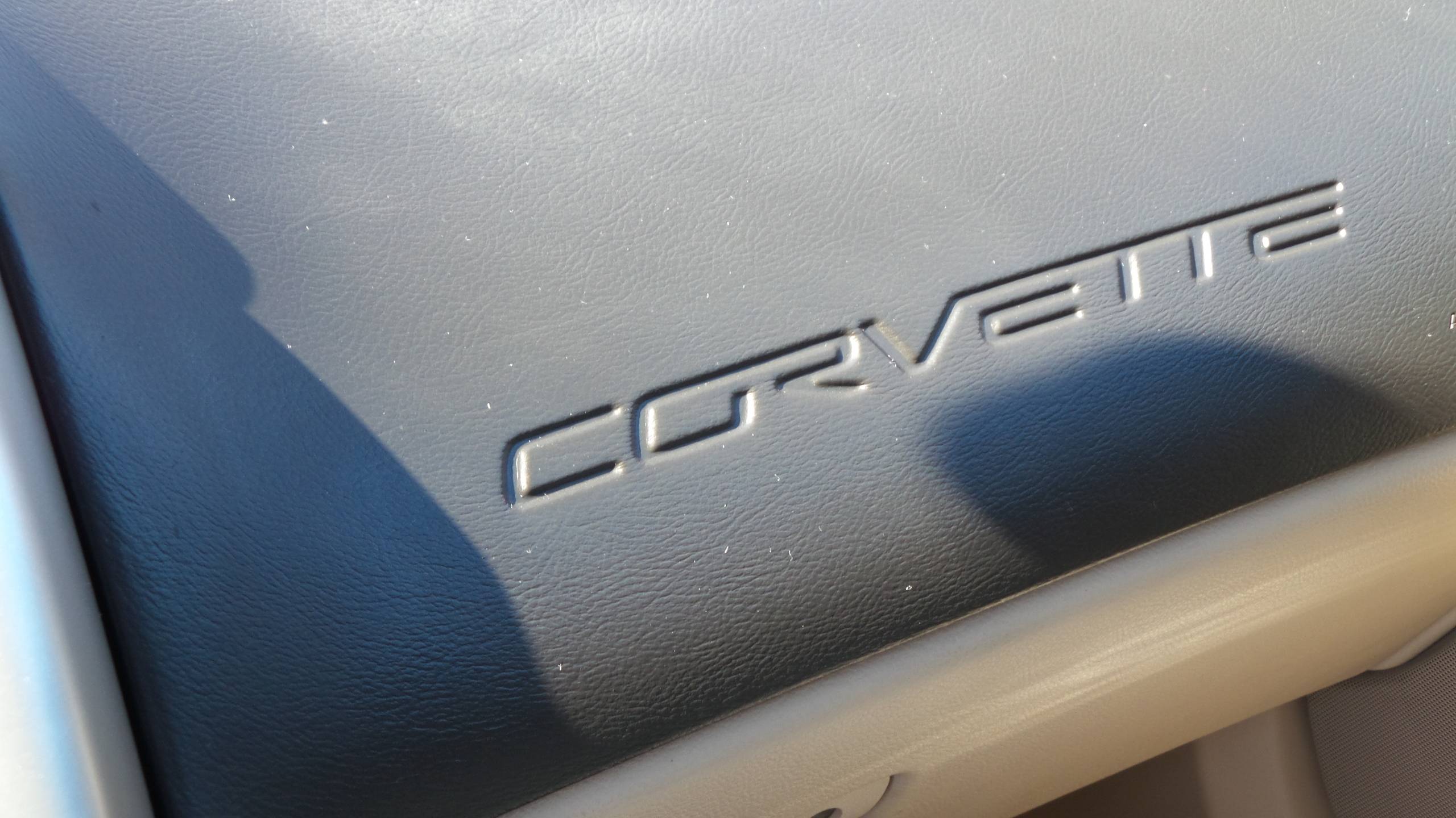 2005 Chevrolet Corvette 21