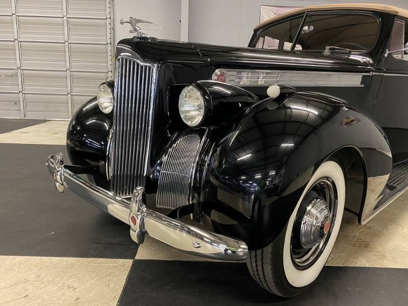 1940 Packard Model 1801 55