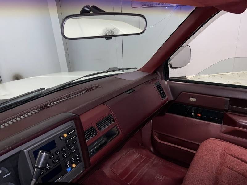 1989 Chevrolet Silverado 21