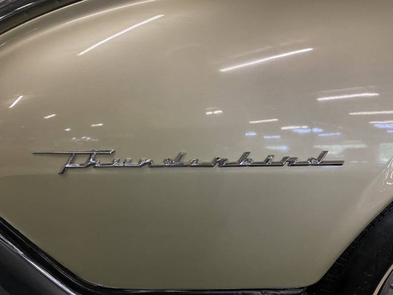 1962 Ford Thunderbird 12