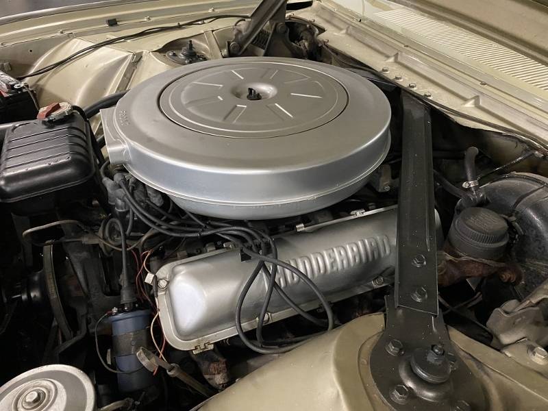 1962 Ford Thunderbird 44