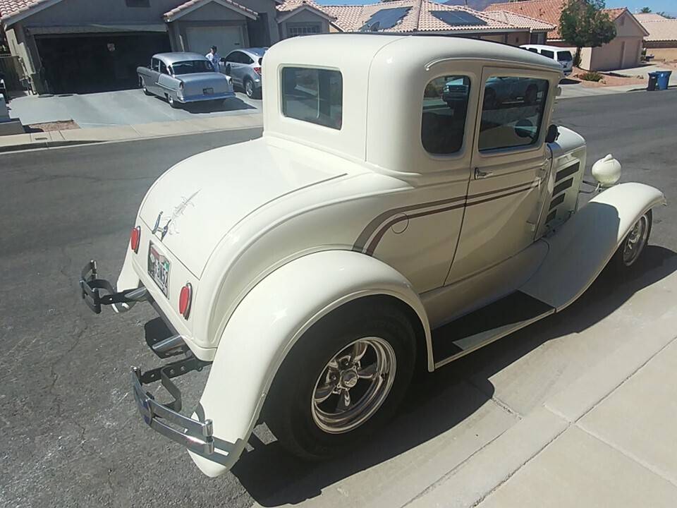 1930 Ford Model A 7