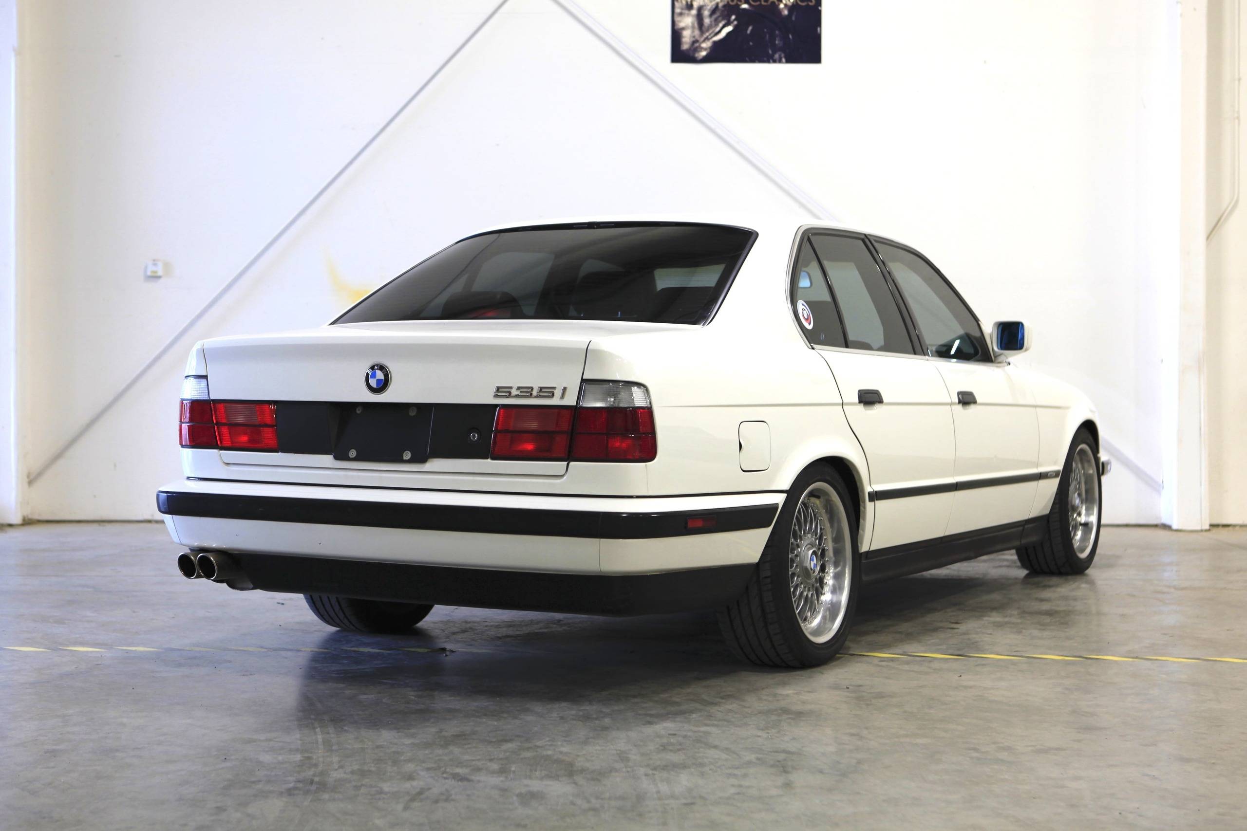 1993 BMW 535i 3