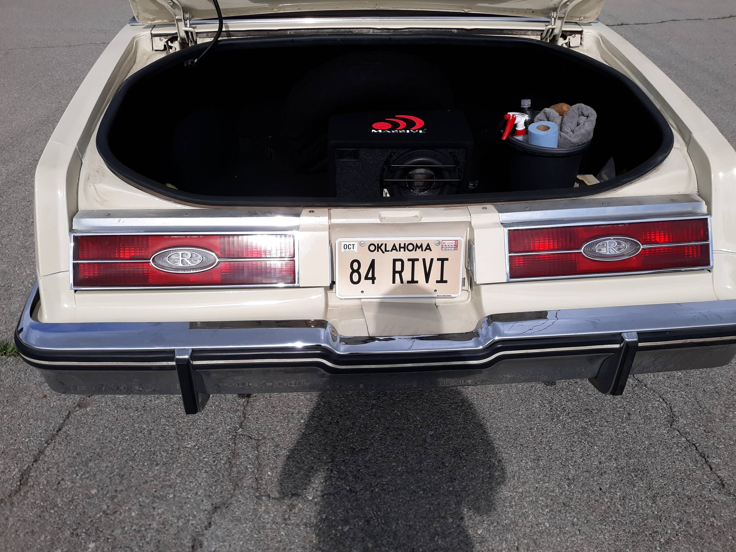 1984 Buick Riviera 2