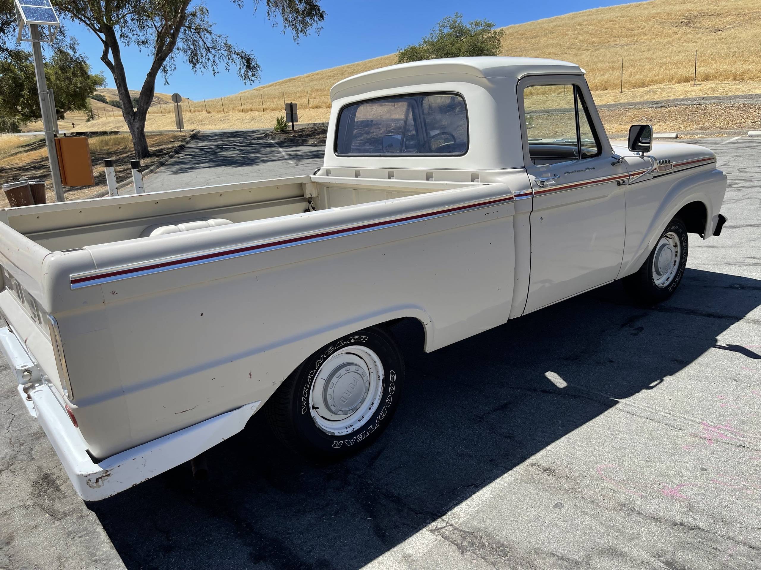 1964 Ford F100 8