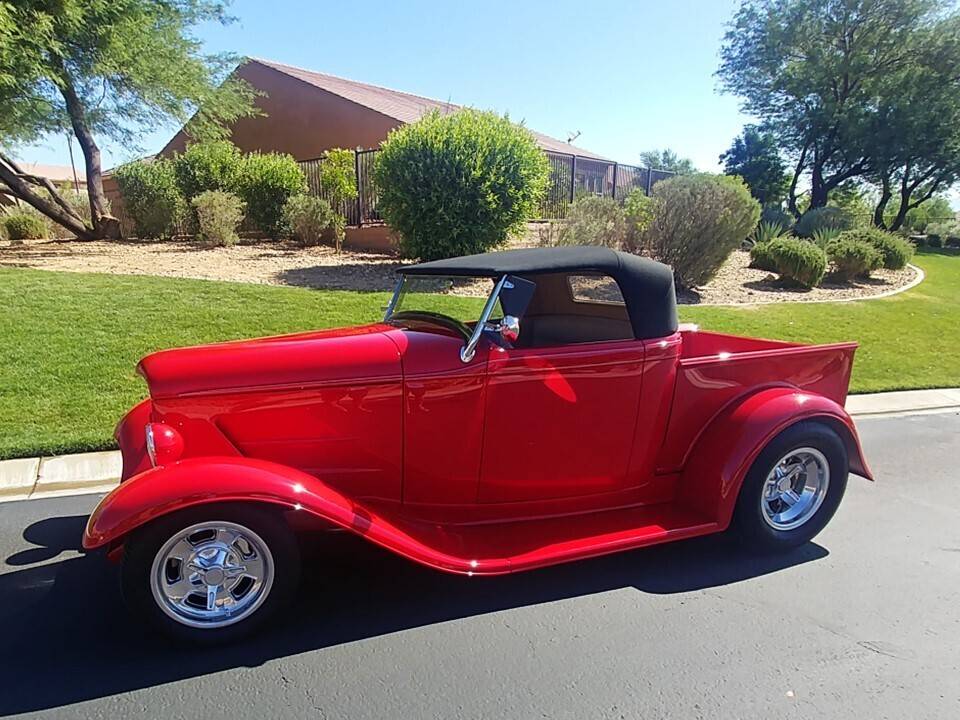 1932 Ford Roadster Pickup 3