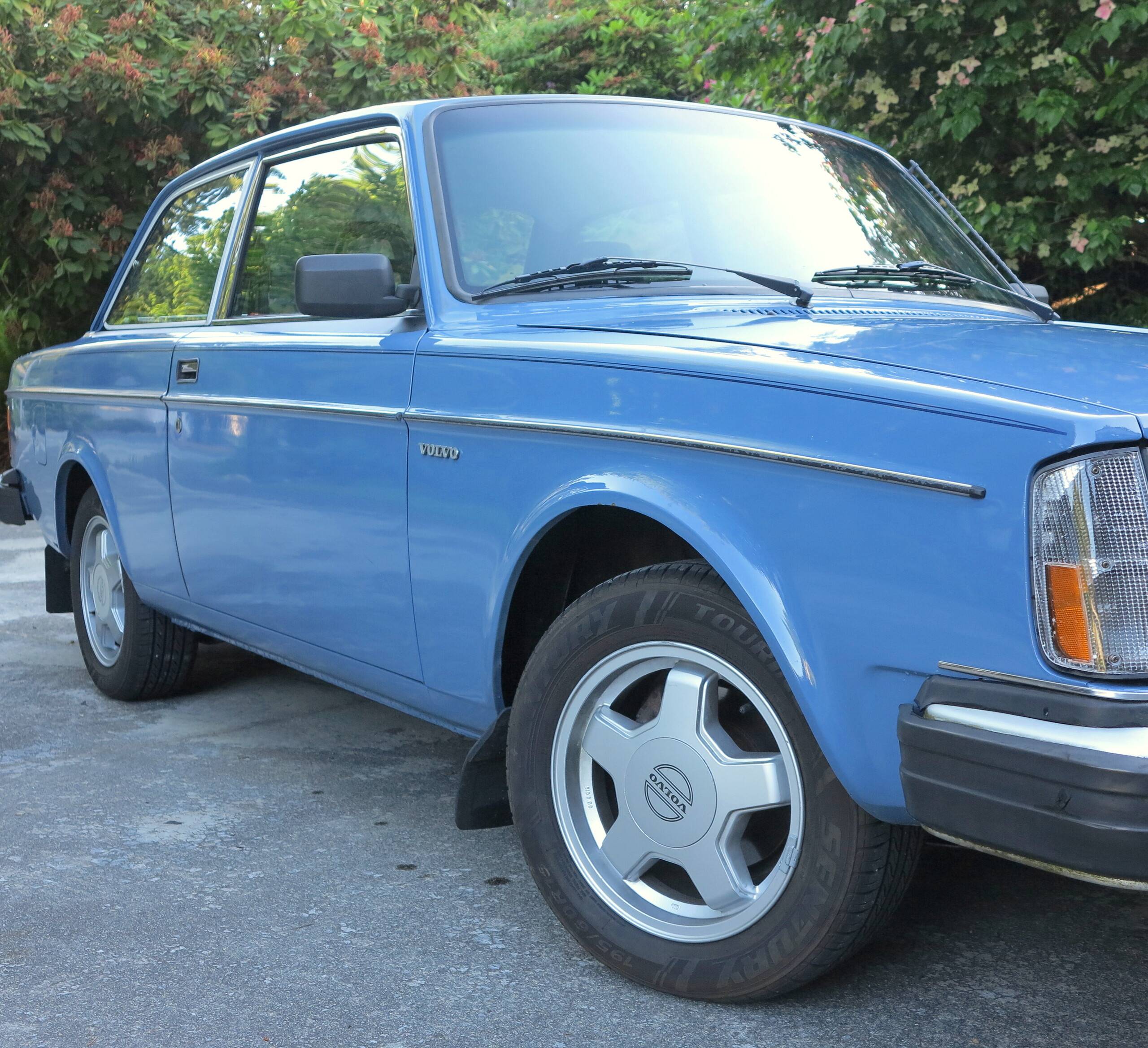 1980 Volvo 242 10