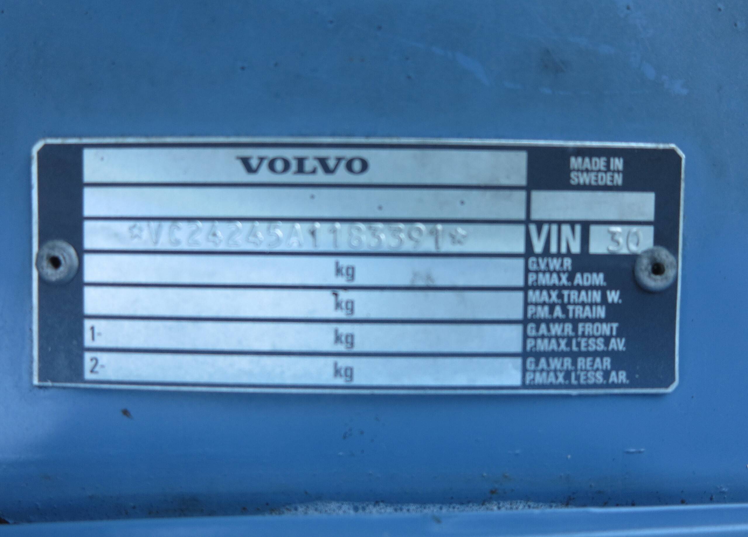 1980 Volvo 242 25