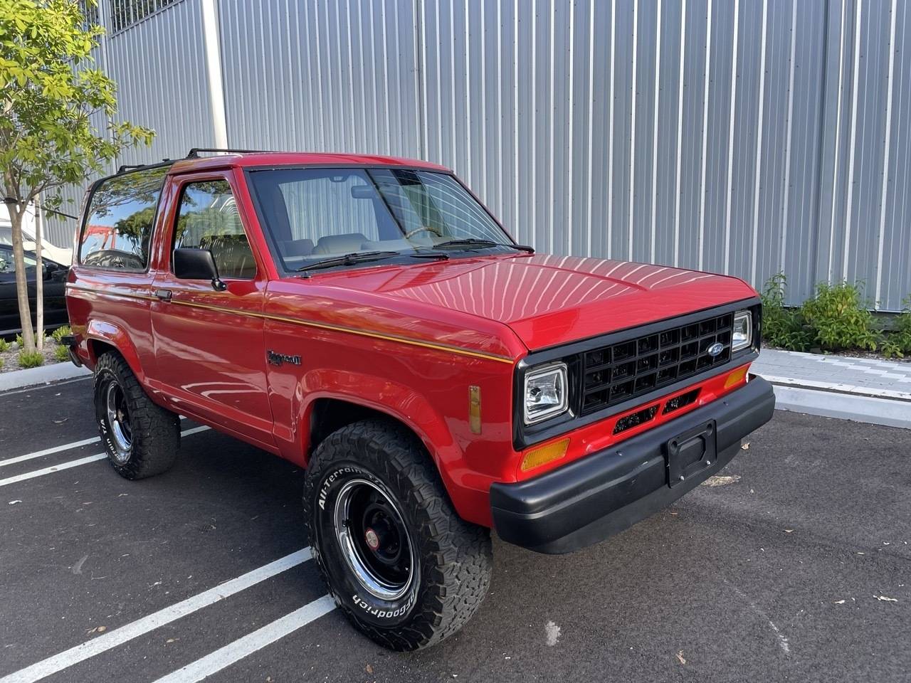 1988 Ford Bronco 1
