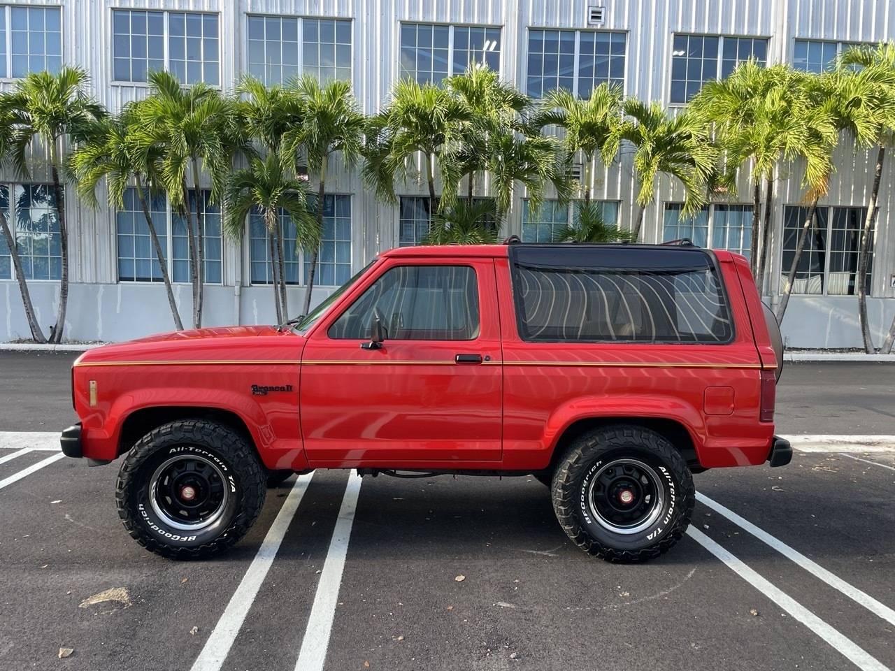 1988 Ford Bronco 3