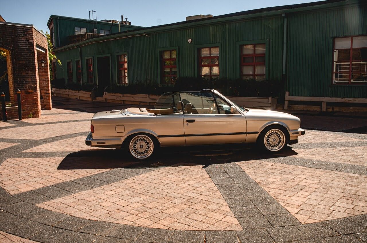 1988 BMW 3 Series 6