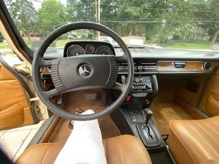 1976 Mercedes-Benz 280 4