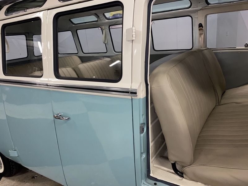 1973 Volkswagen Bus 82