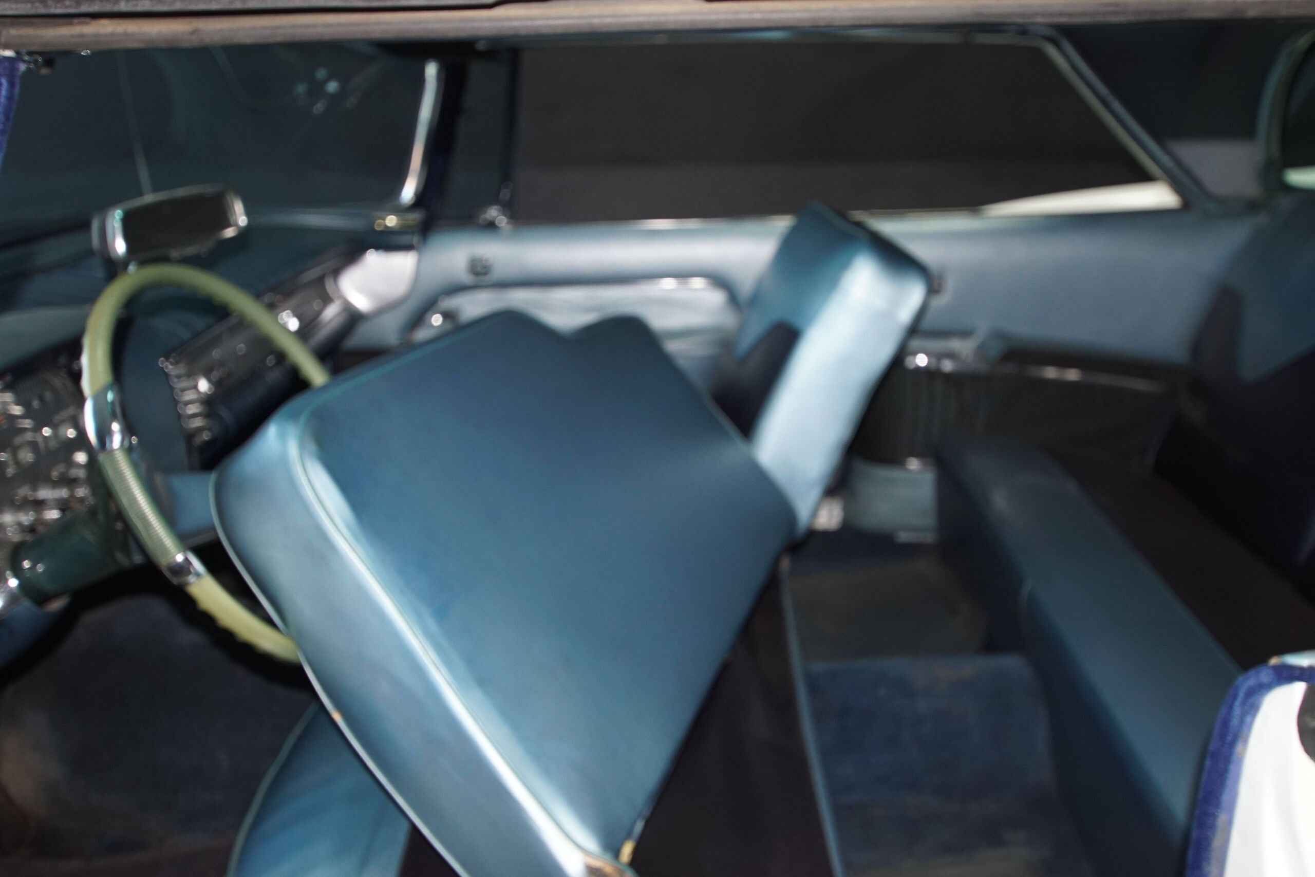 1959 Chrysler Imperial 33