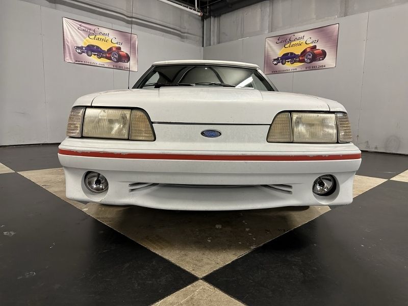 1988 Ford Mustang 41
