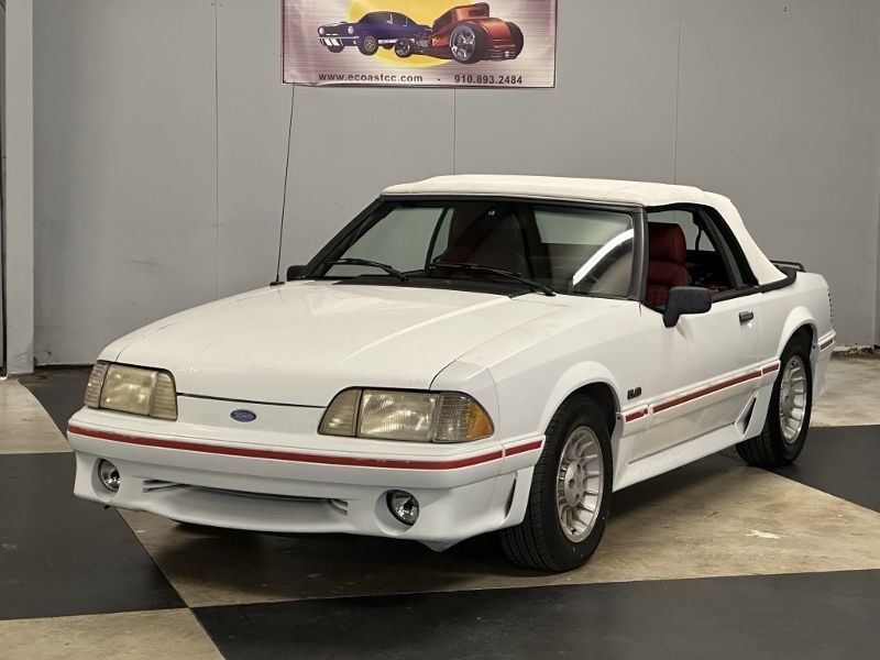 1988 Ford Mustang 45