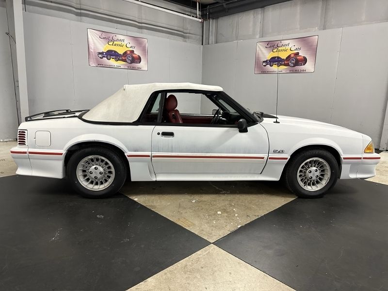 1988 Ford Mustang 59