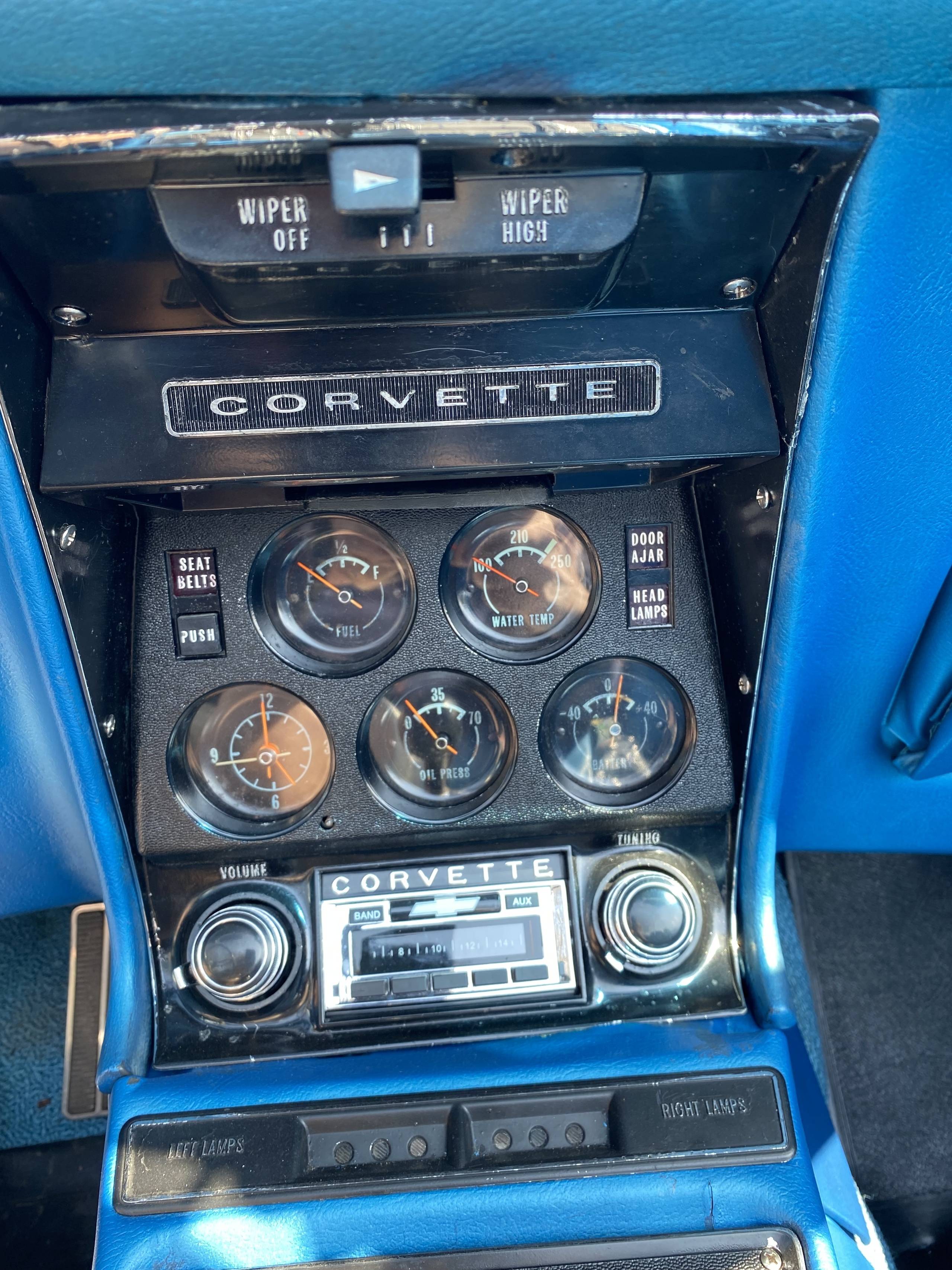 1969 Chevrolet Corvette 16
