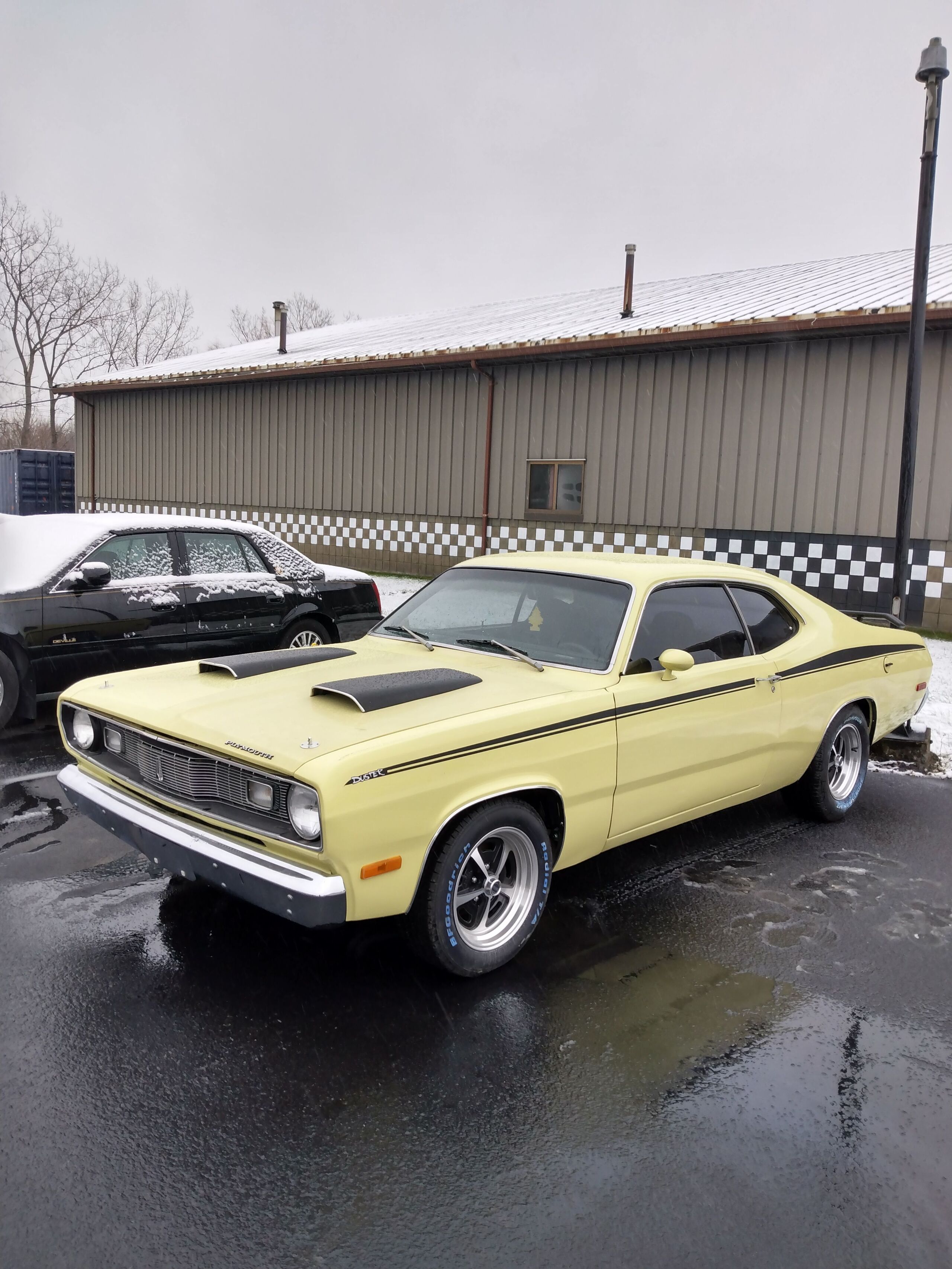 1972 Plymouth Duster 1
