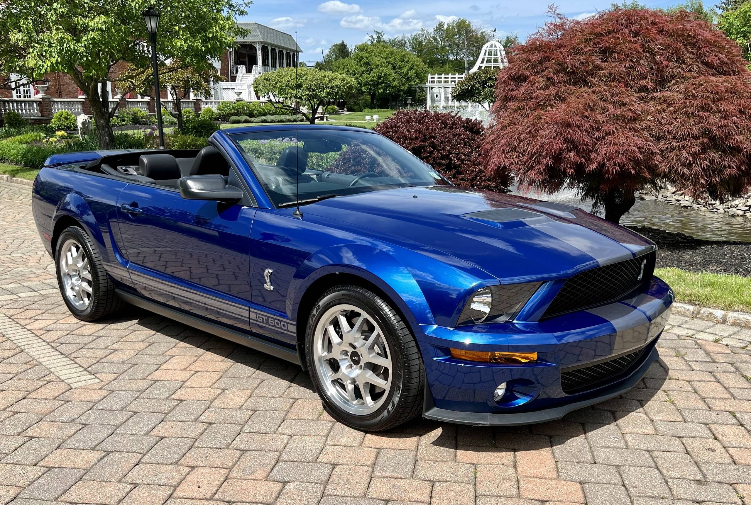 2007 Ford Mustang 13
