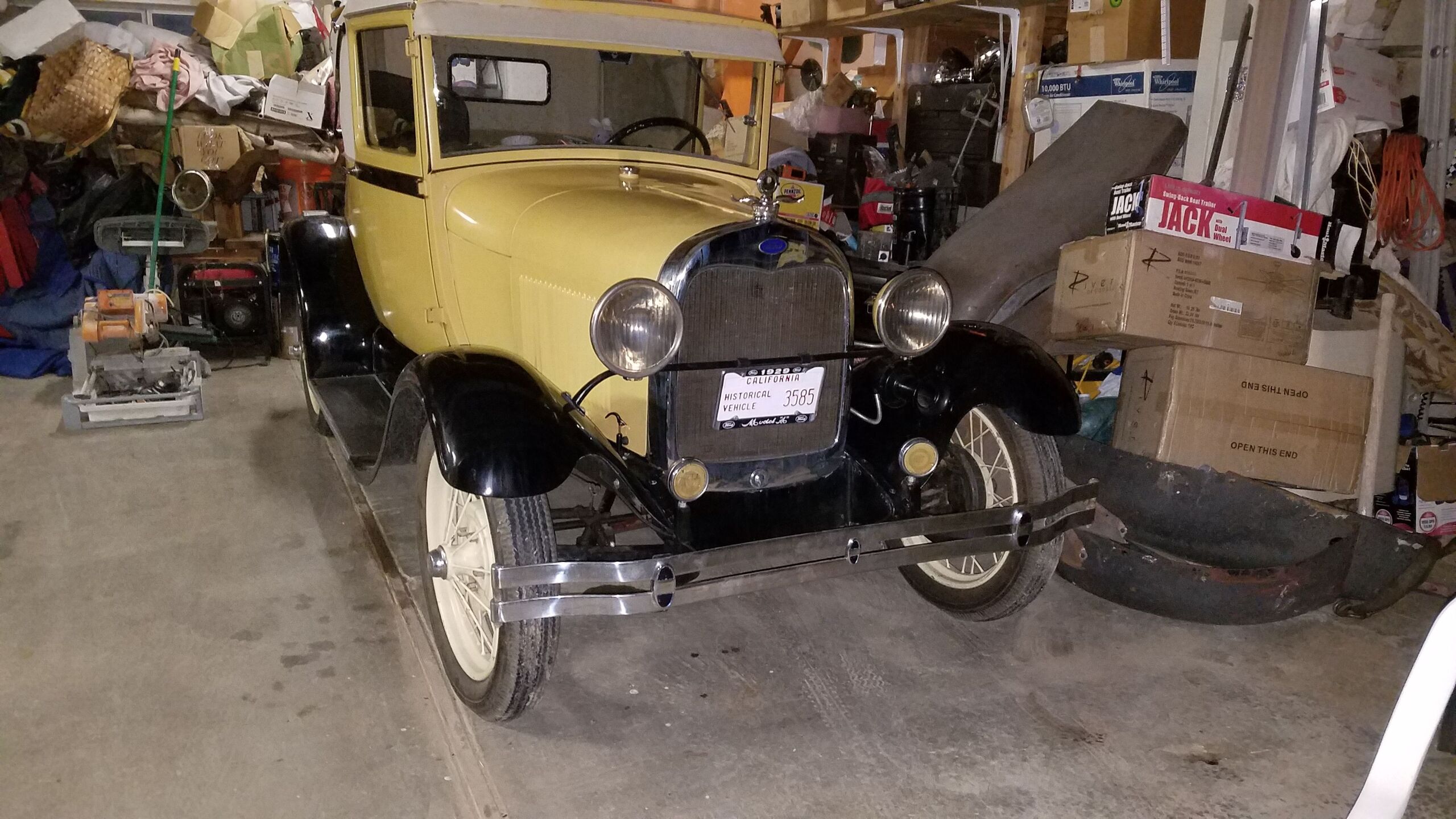 1929 Ford Model A 4
