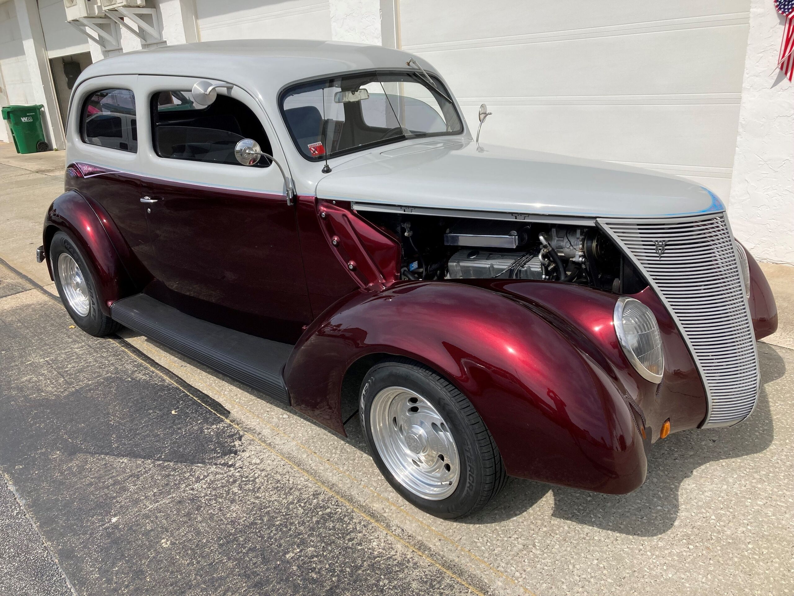 1937 Ford Tudor Slantback 4