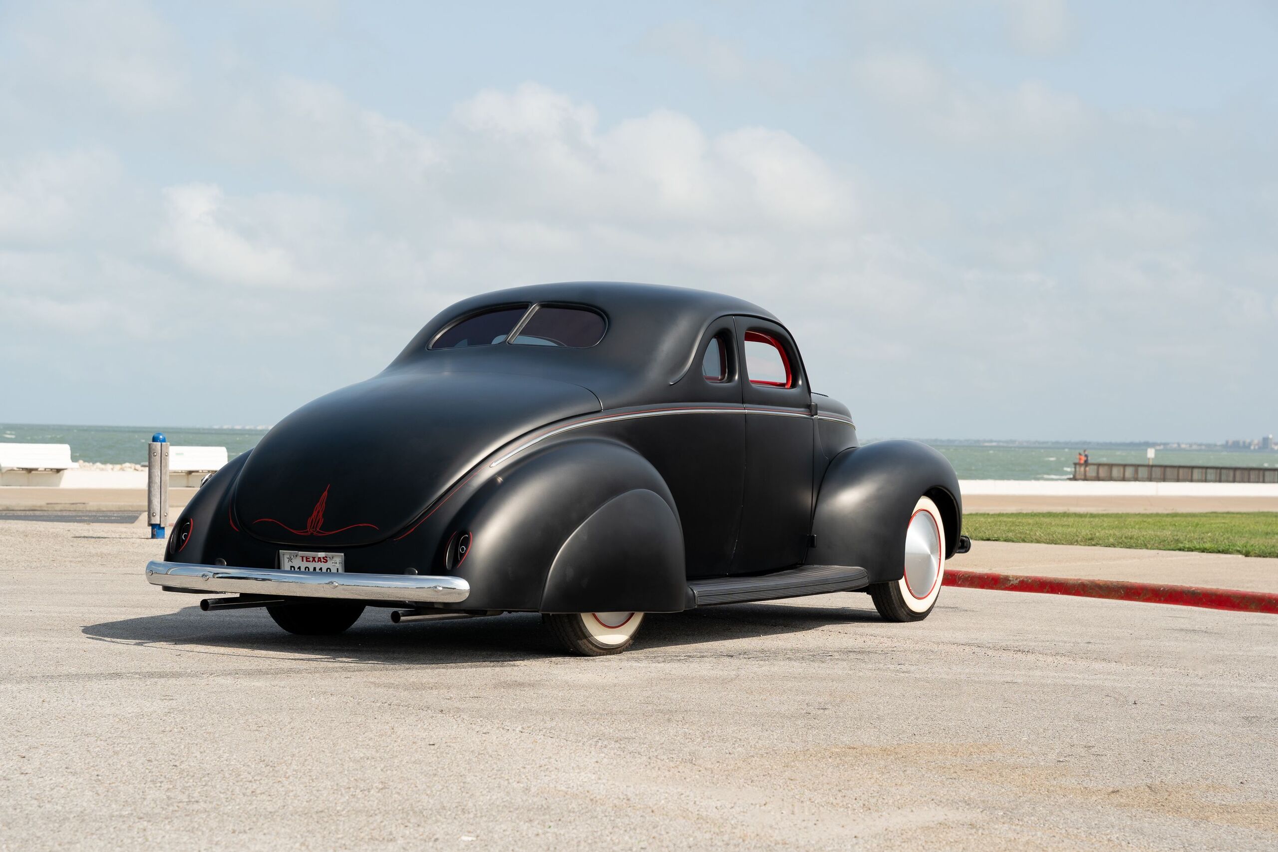 1939 Ford Club Coupe 8