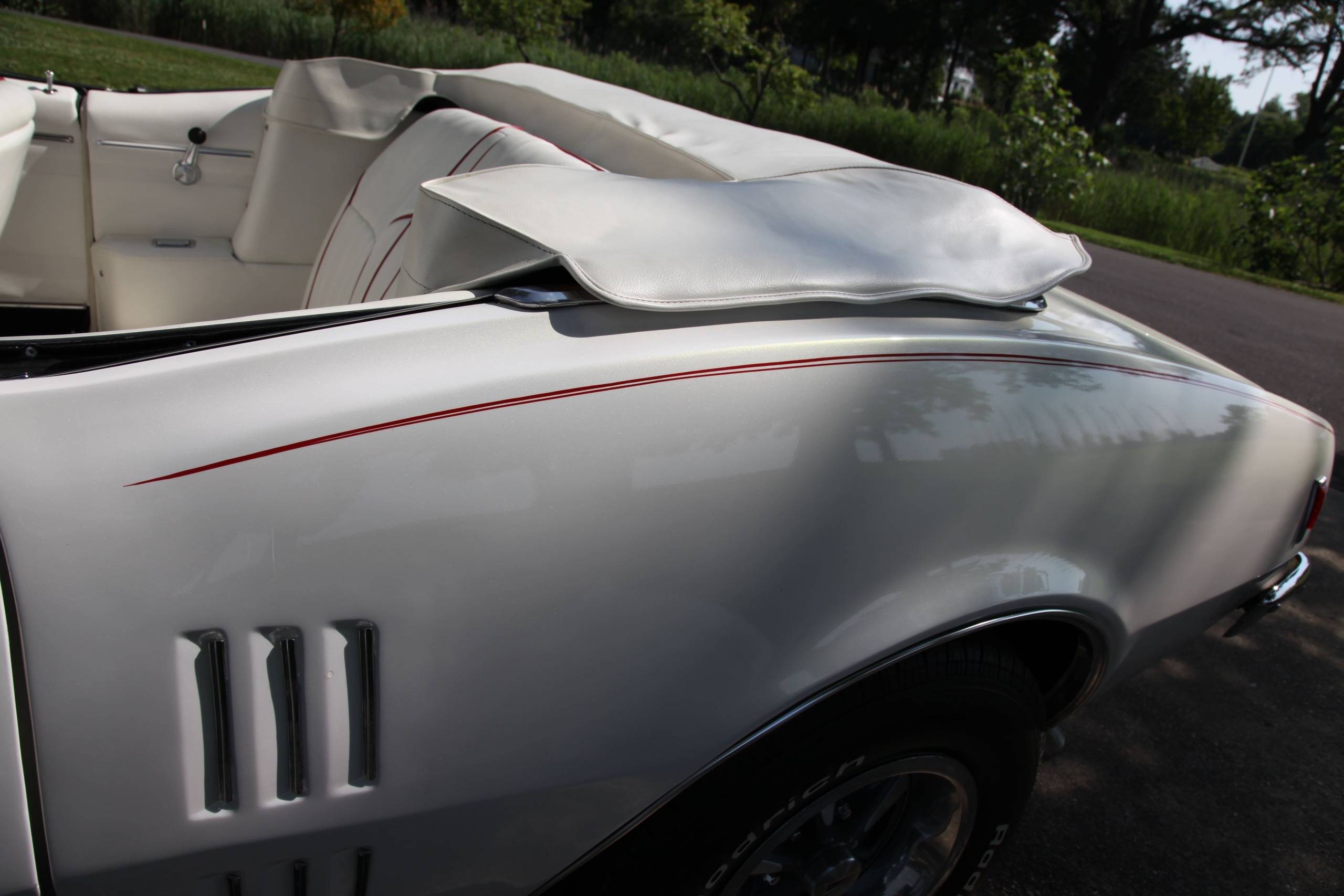 1968 Pontiac Firebird 22