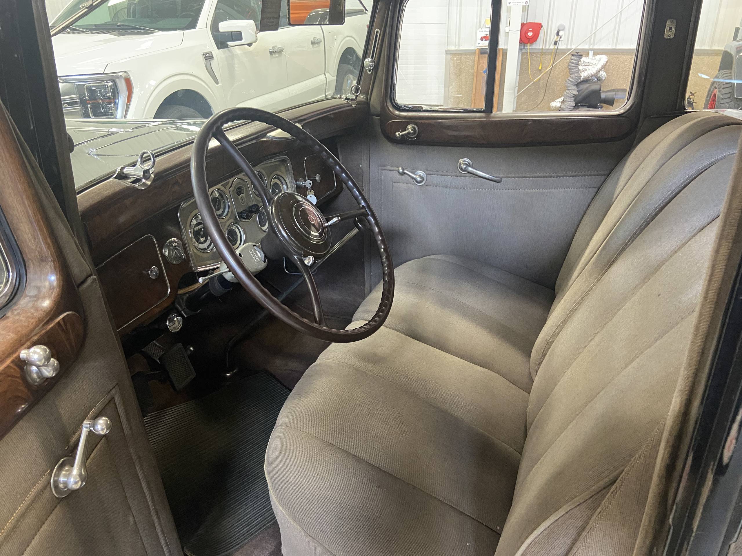1934 Packard Model 1100 56