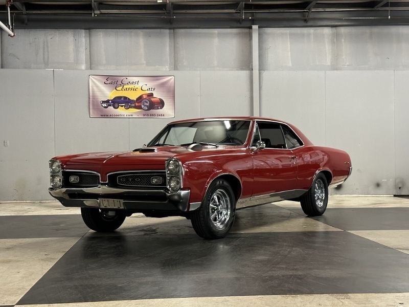 1967 Pontiac GTO 12