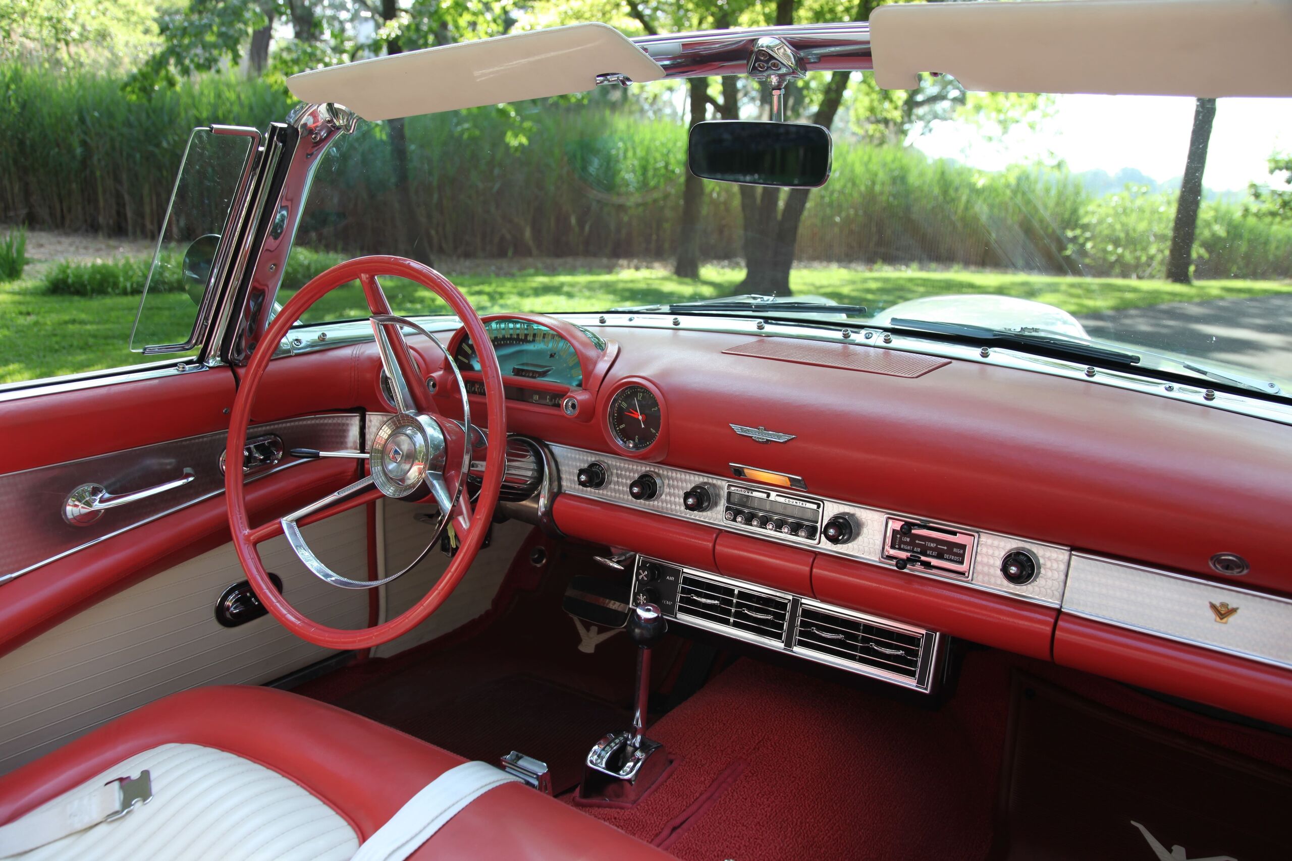 1956 Ford Thunderbird 22