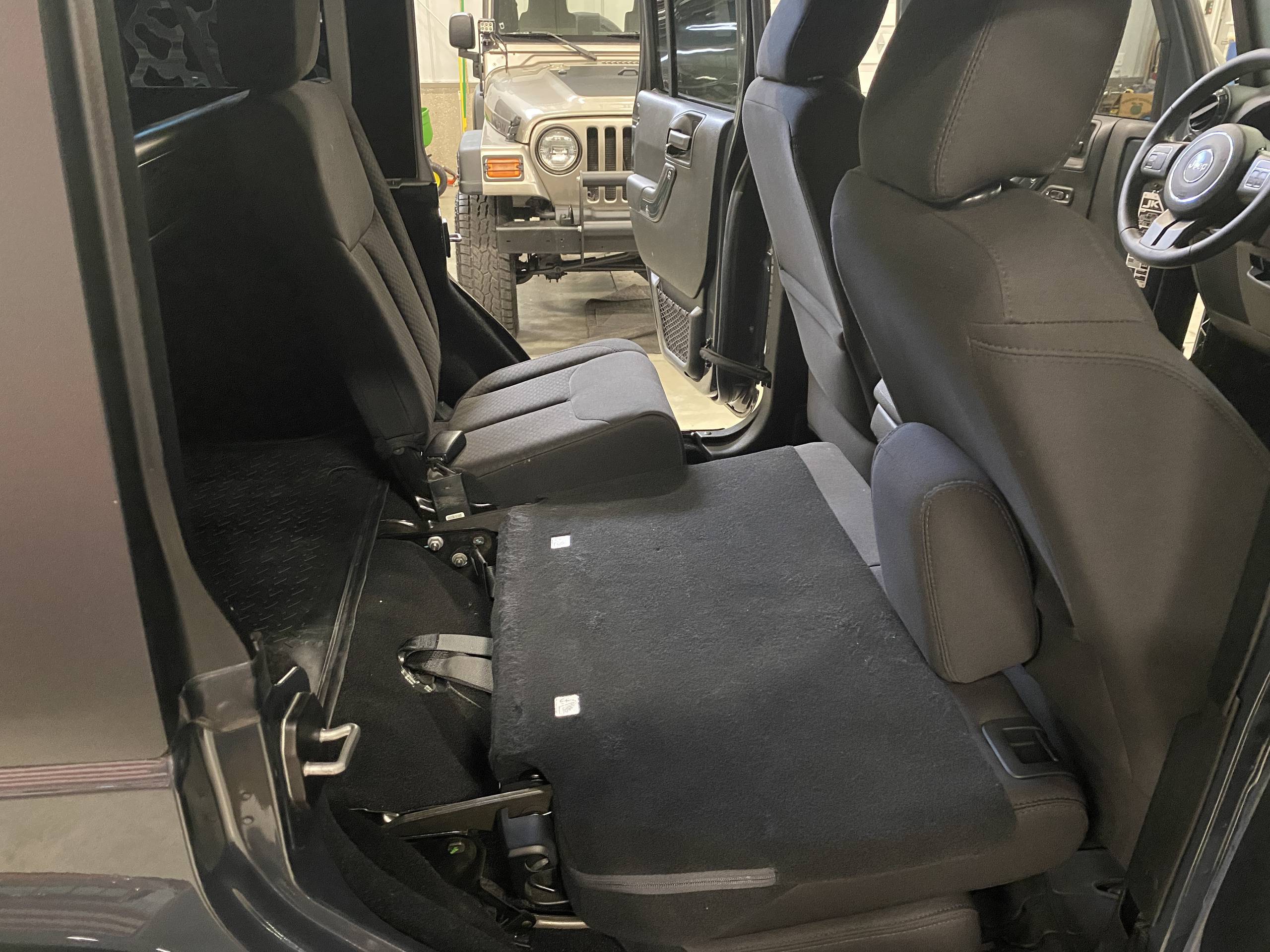 2017 Jeep Wrangler 75