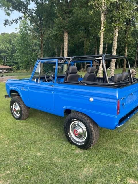 1976 Ford Bronco 17