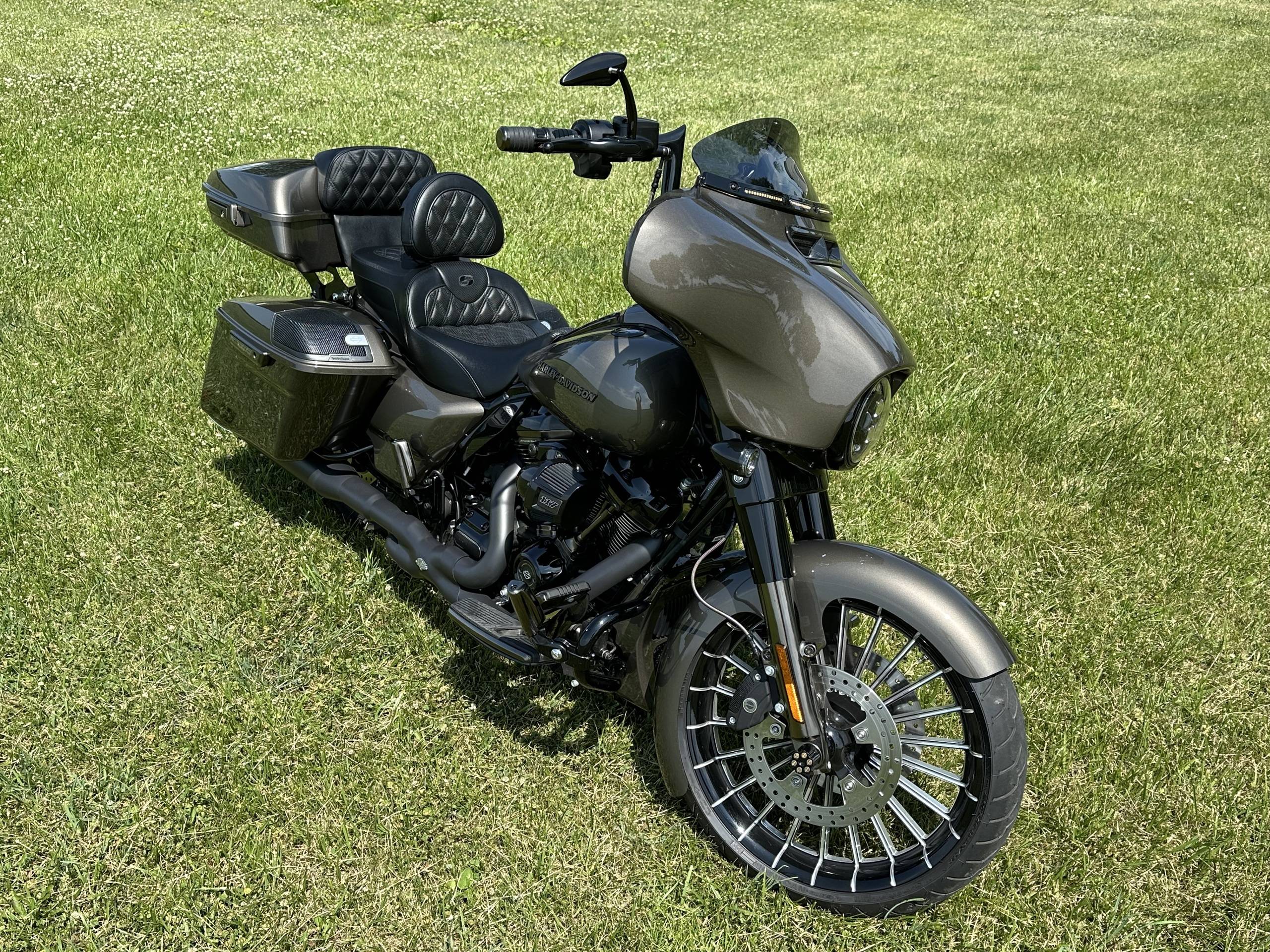 2021 Harley-Davidson FLHXSE - CVO Street Glide 2
